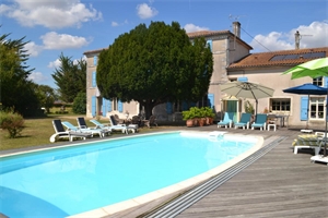 propriete à la vente -   79360  PRISSE LA CHARRIERE, surface 515 m2 vente propriete - UBI478218068